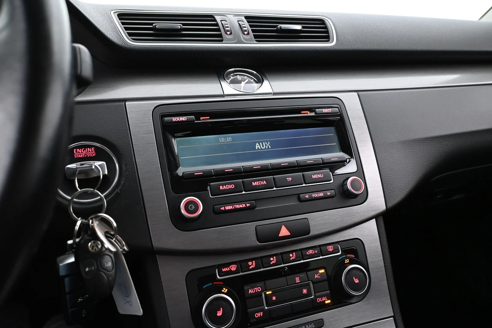Car Image - 4ADE0O1Ah8KZHZ8MbdGVoC