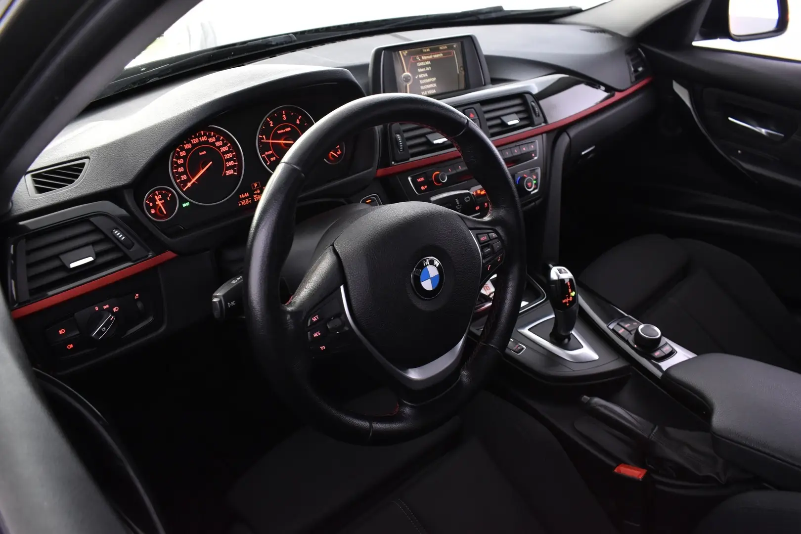 Car Image - 1TZF6r6CNJl91anDx86UsO