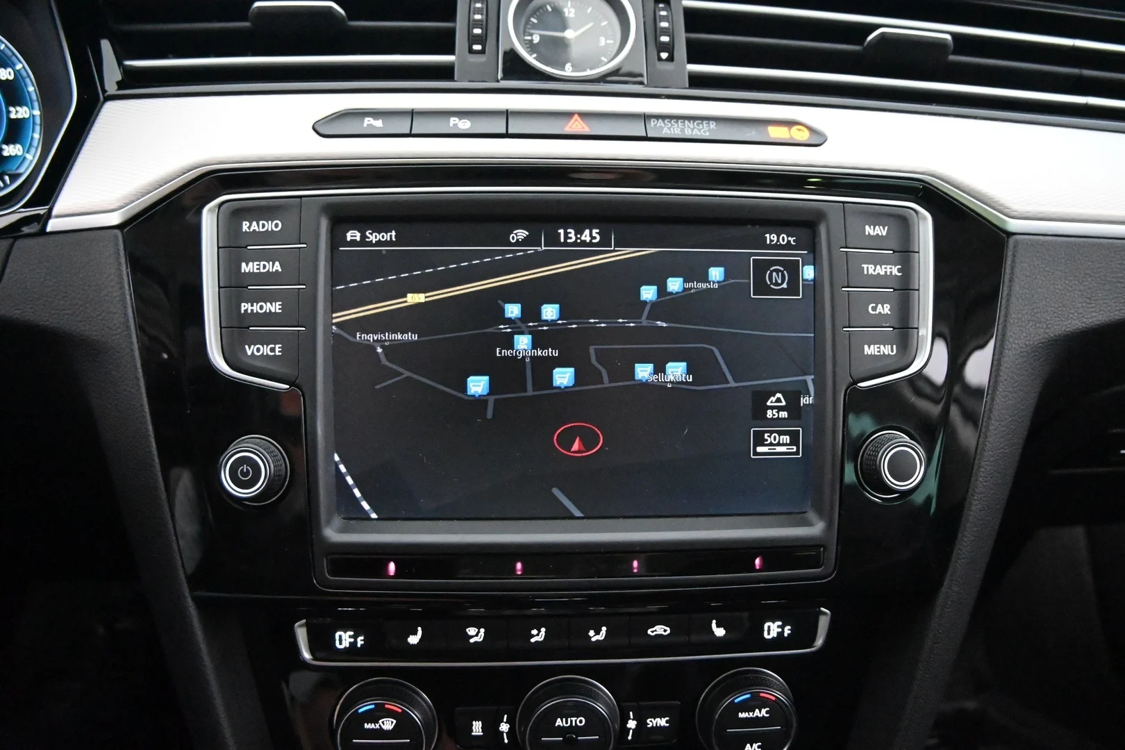 Car Image - 5k4wXC2en3YcCpwik1LVqj