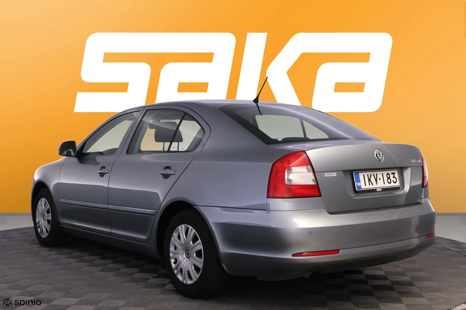 Car Image - 4m2Nz9d7qnbWoeKvVTMYAM