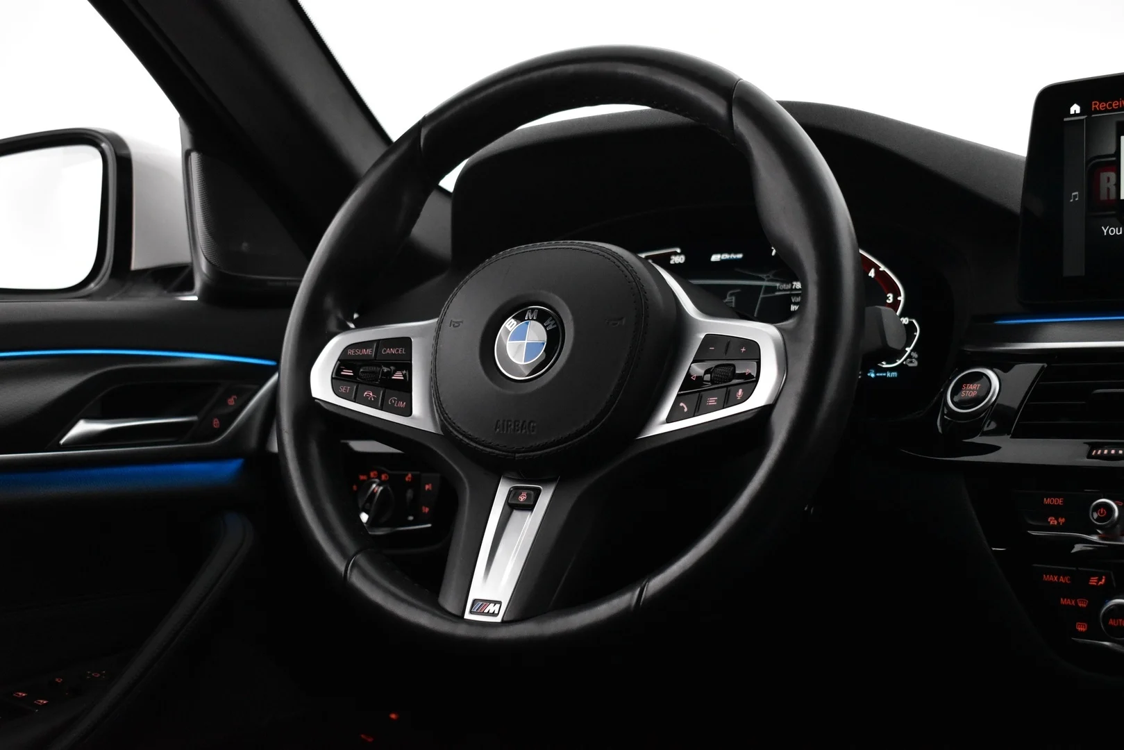 Car Image - 1bL54d2SsyKRwgtlSB8zNJ
