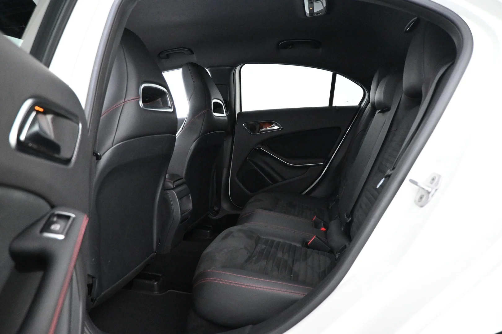 Car Image - 6SDbRPWwqjTgCa9d8VDwck