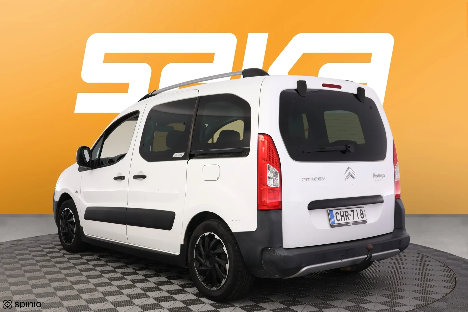 Car Image - 5FeFB9sGkJ6ils7cfDZoVn