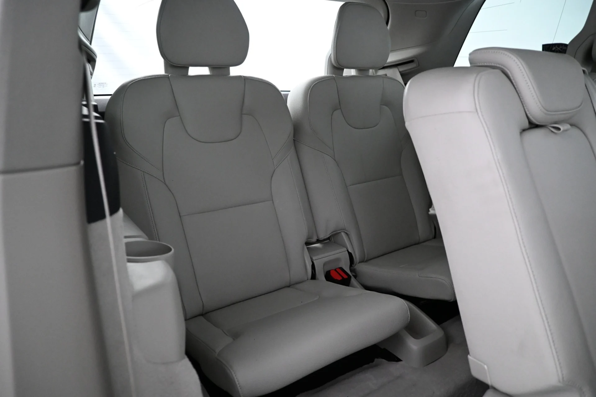 Car Image - 4MWaPqhFqCEXgivToA7tHR