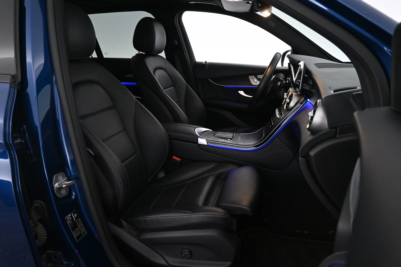 Car Image - 2qjeFJN5qCagdDYyXuaqEt