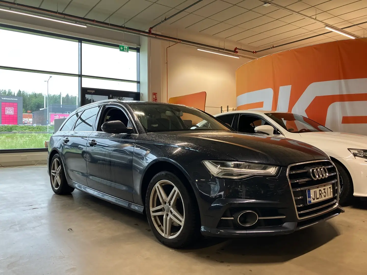 Car Image - 7InHV2hy6jvR1qs3BgBCzM