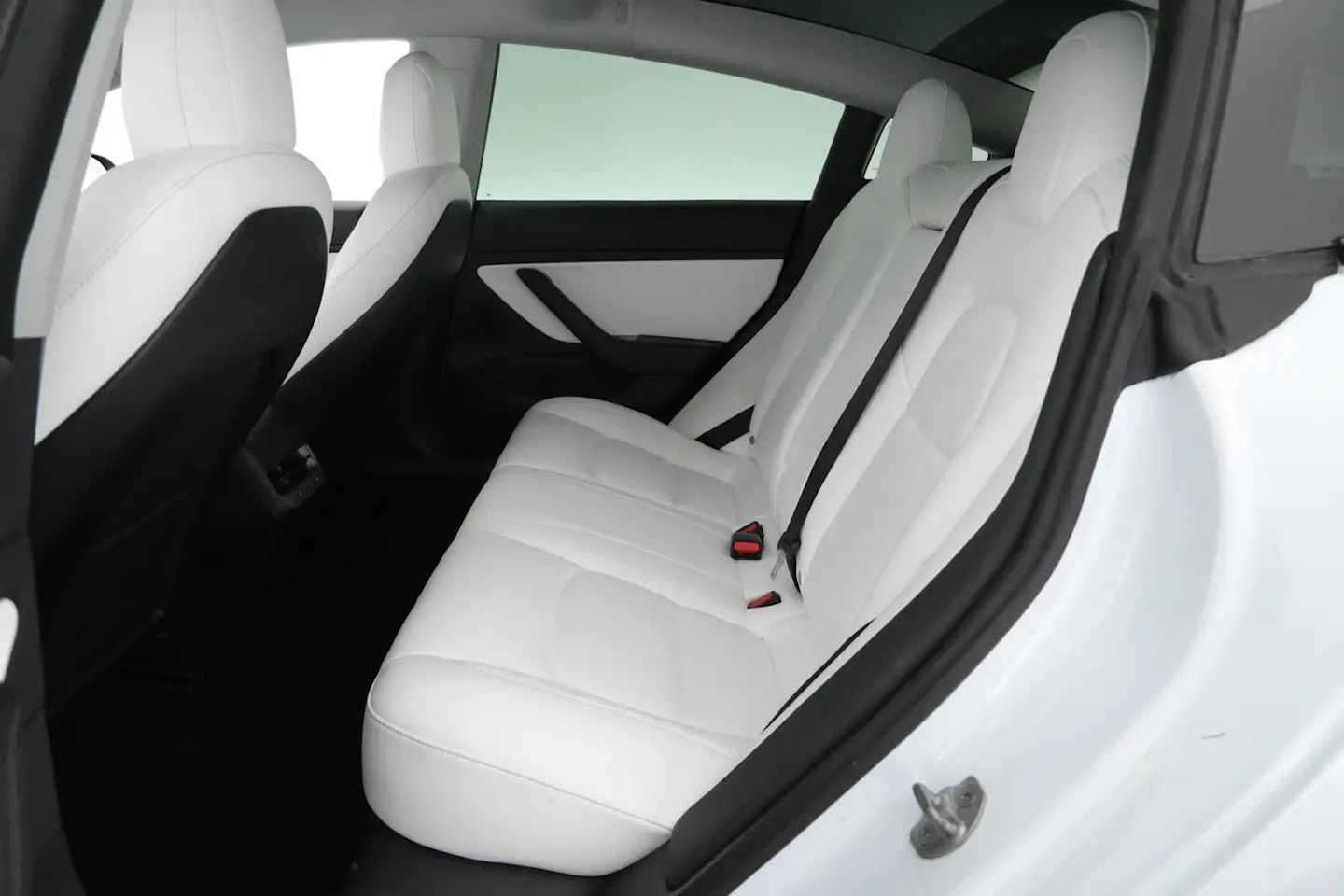 Car Image - 5ZBJnJa7VlO5vaSkIytHa9
