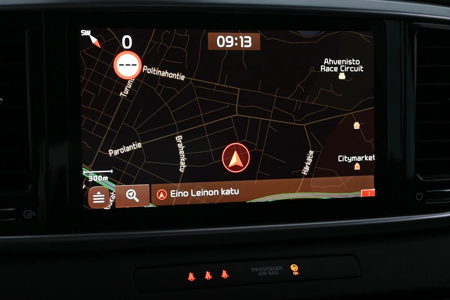 Car Image - 72h5j8HvHGhVrz05MinPKn