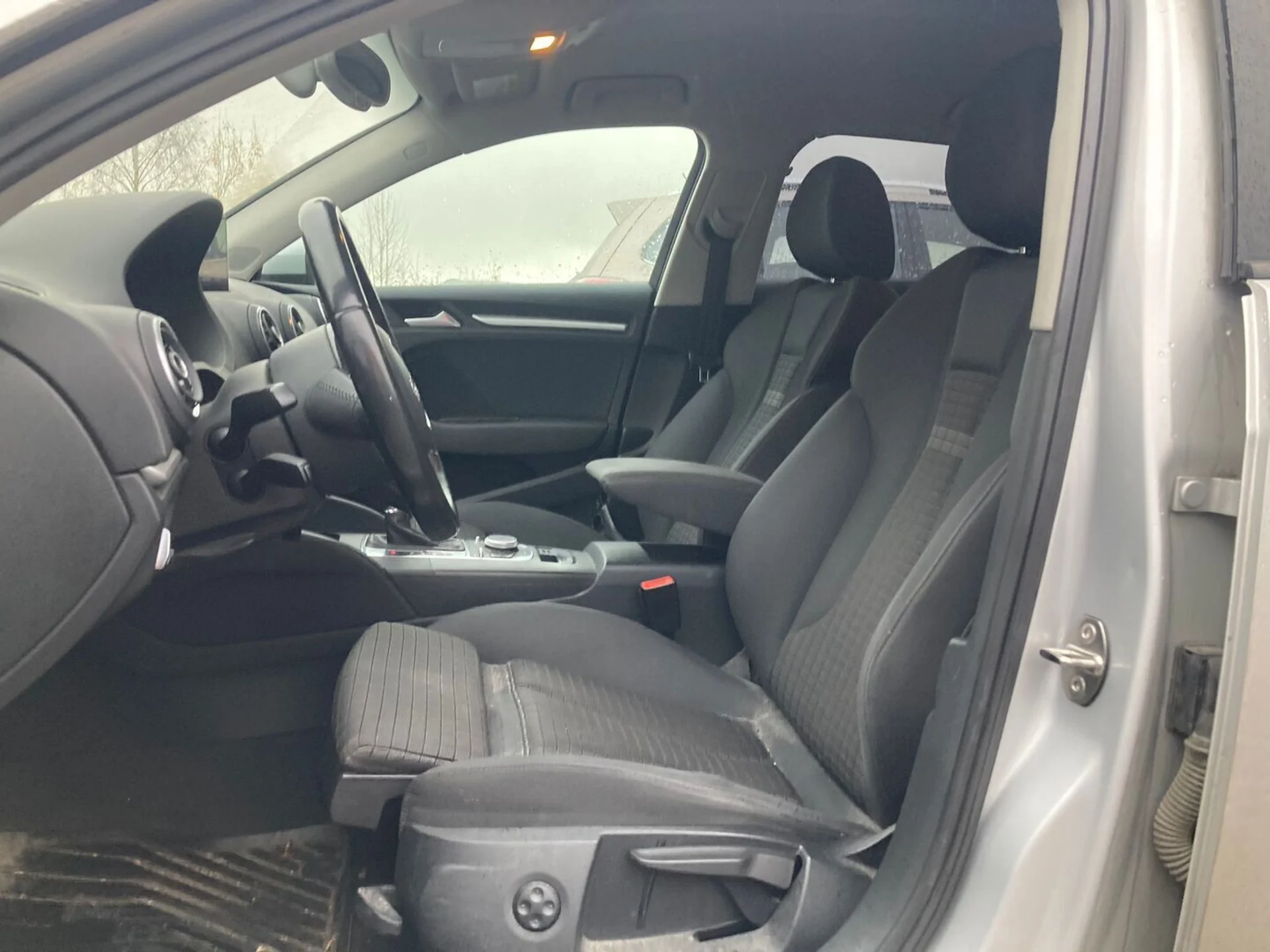 Car Image - 5GfZKPuHeDUOp2bGnJ7oSs