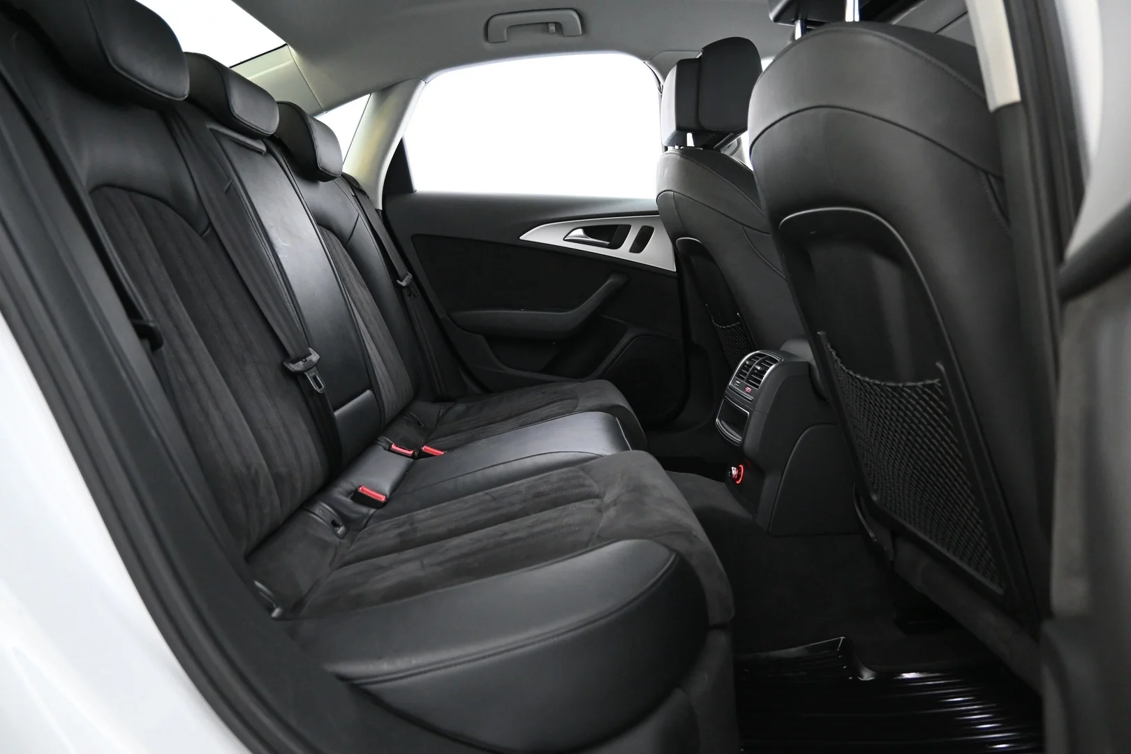 Car Image - 1xafVM2SN223DnntswHlXb