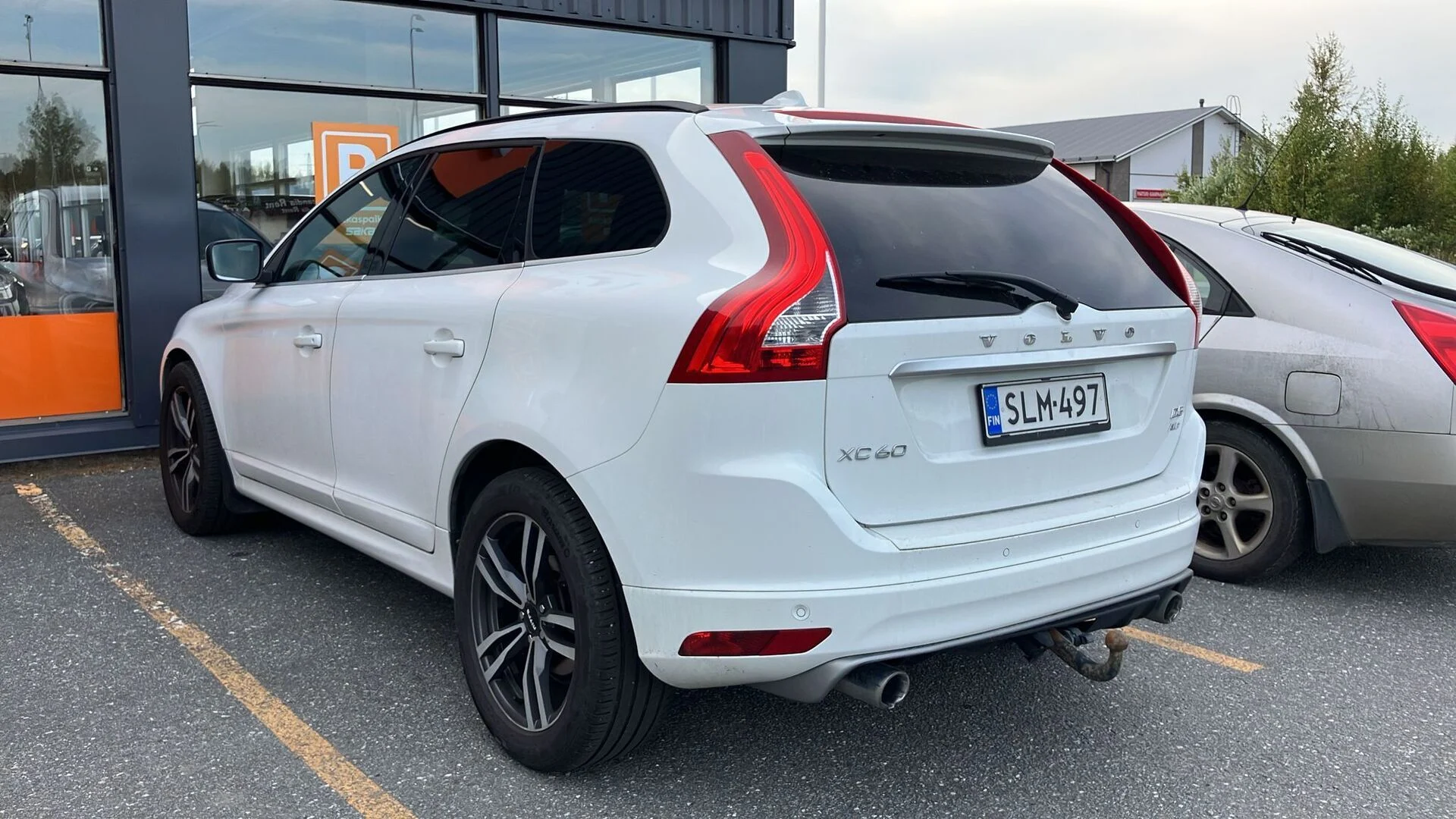 Car Image - 3g70UhWAtd7idaD0PuttR8