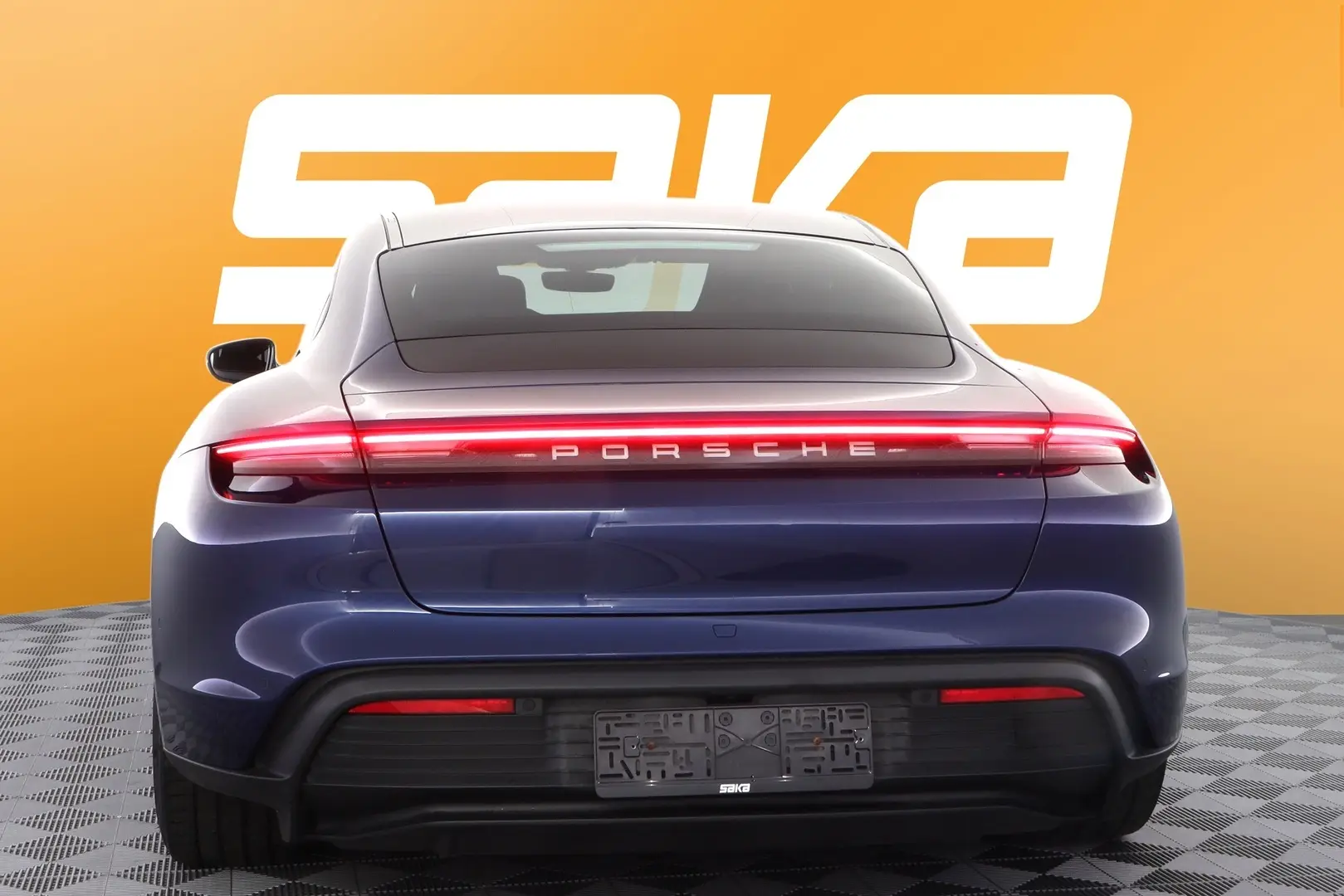 Car Image - 3lQr6uG5JwcCvFZ7Uwqp27
