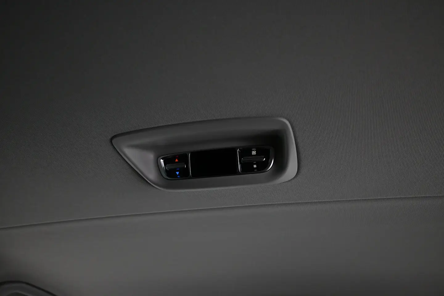 Car Image - 57CjPKAndSaig44DqaBNZO