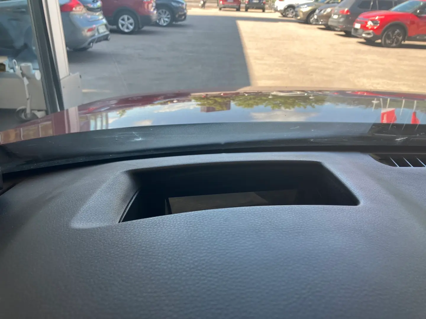 Car Image - 7HWb7JUaqwzywaLs9GBcV8
