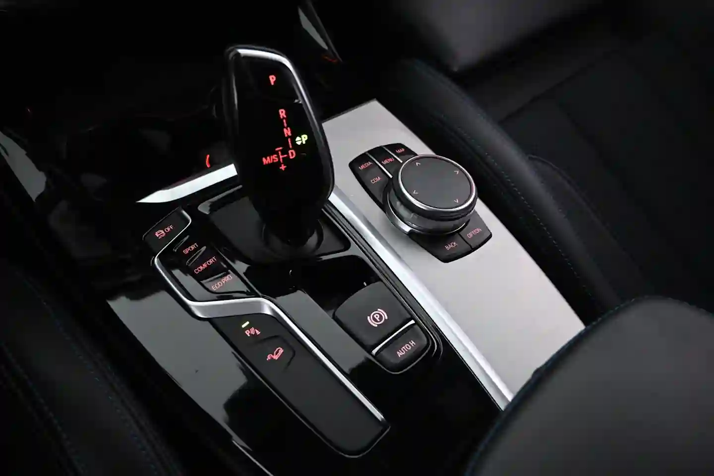 Car Image - 1bSVgjAaV0SG3AE9HwtwJR