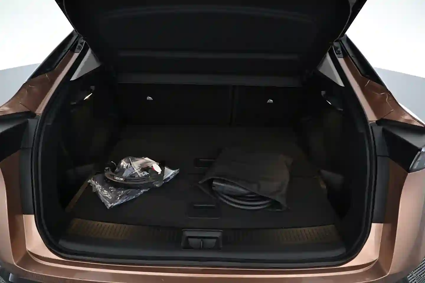 Car Image - 7aCRYkh0YyJtzWw81tp62y