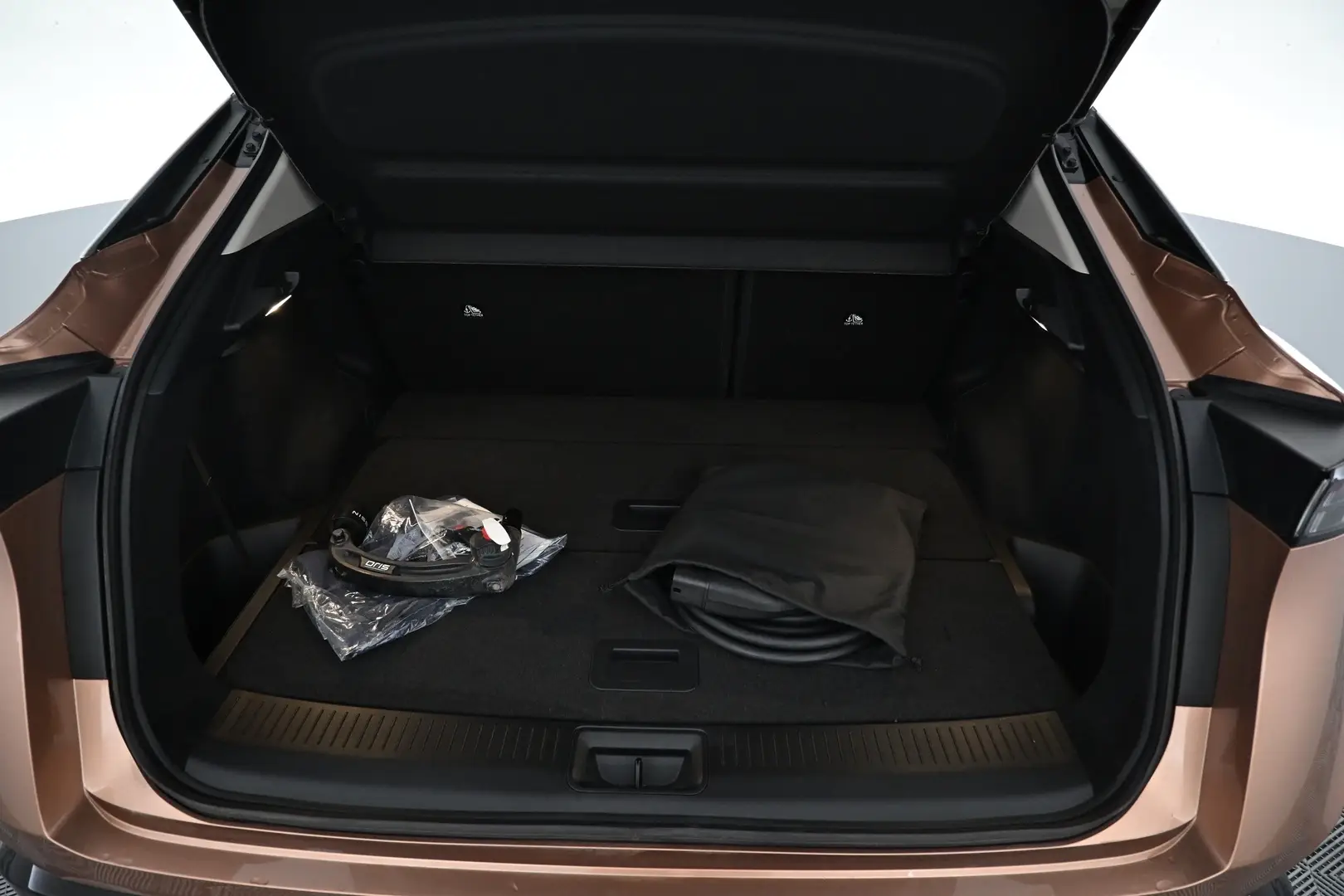 Car Image - 7aCRYkh0YyJtzWw81tp62y