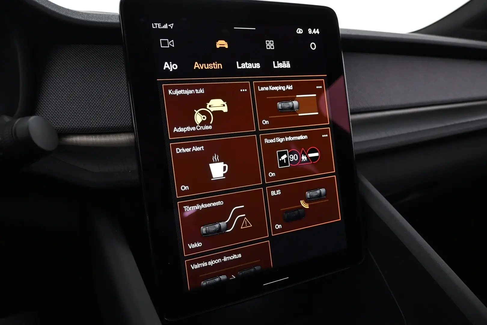 Car Image - 6DP1MMb8FqAwILe9e3Usd8