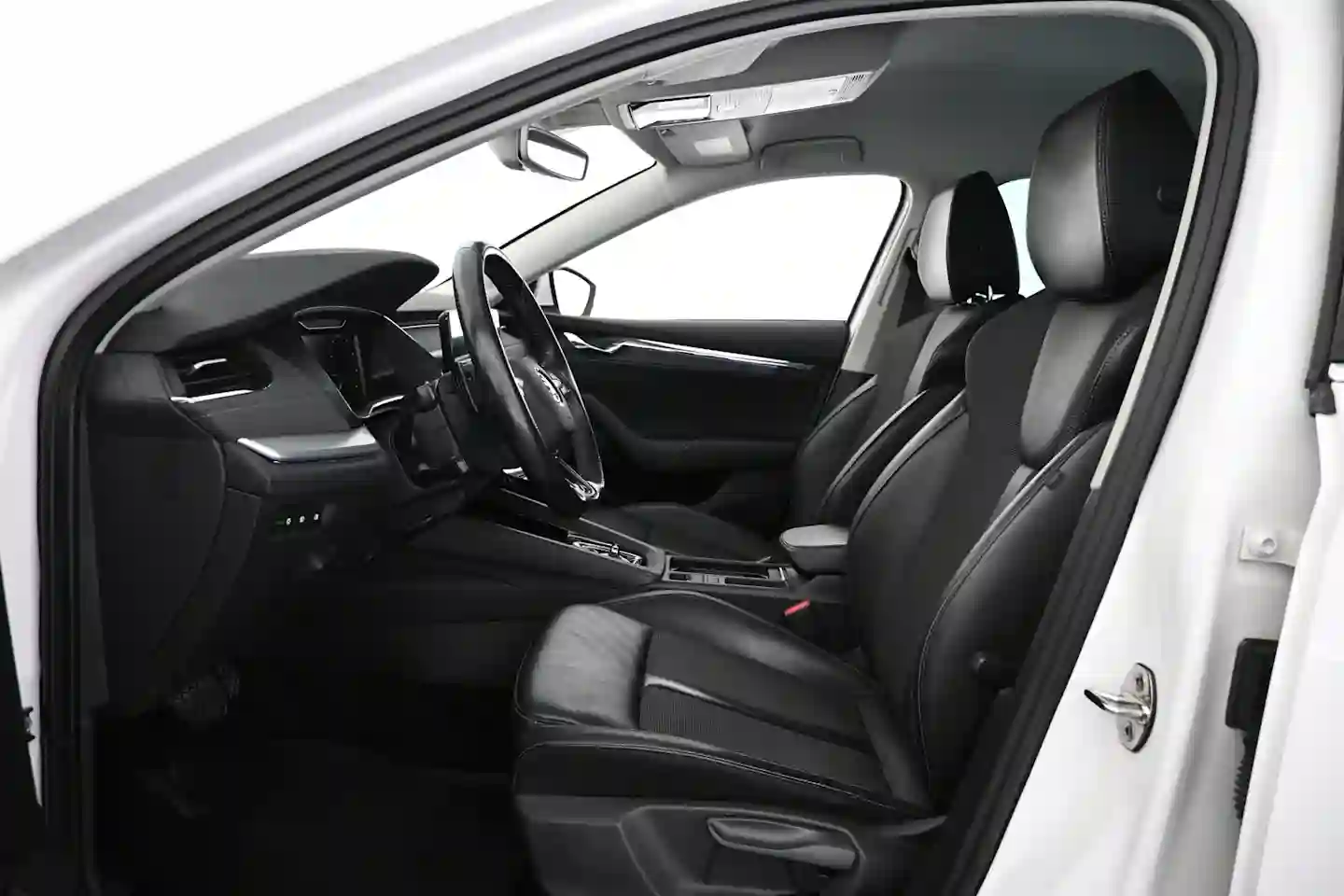 Car Image - 1RX7nvPWSSfk0Zmnsu7xTo