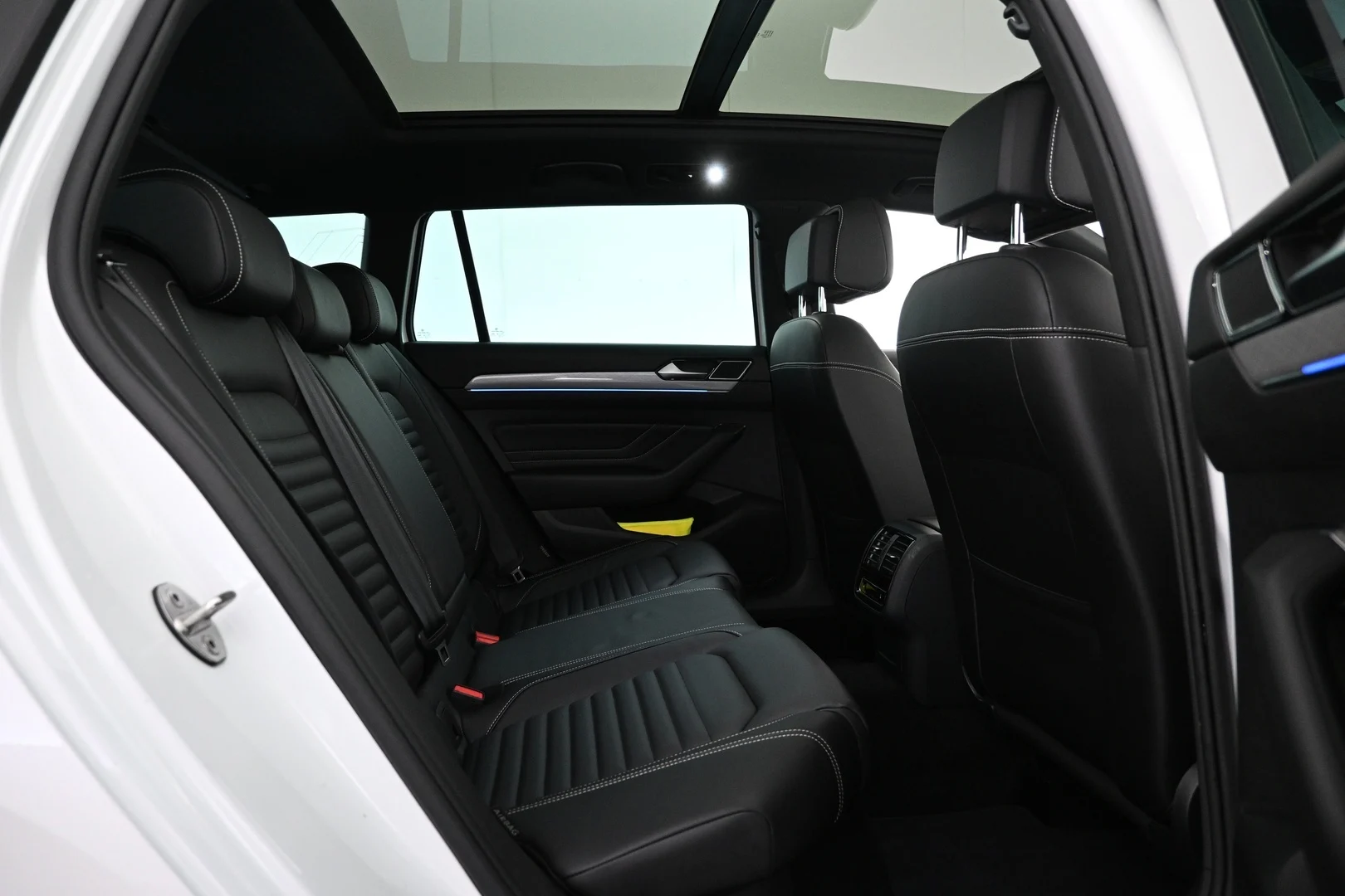 Car Image - 5zF1mp77Sox3abY2oWjC92