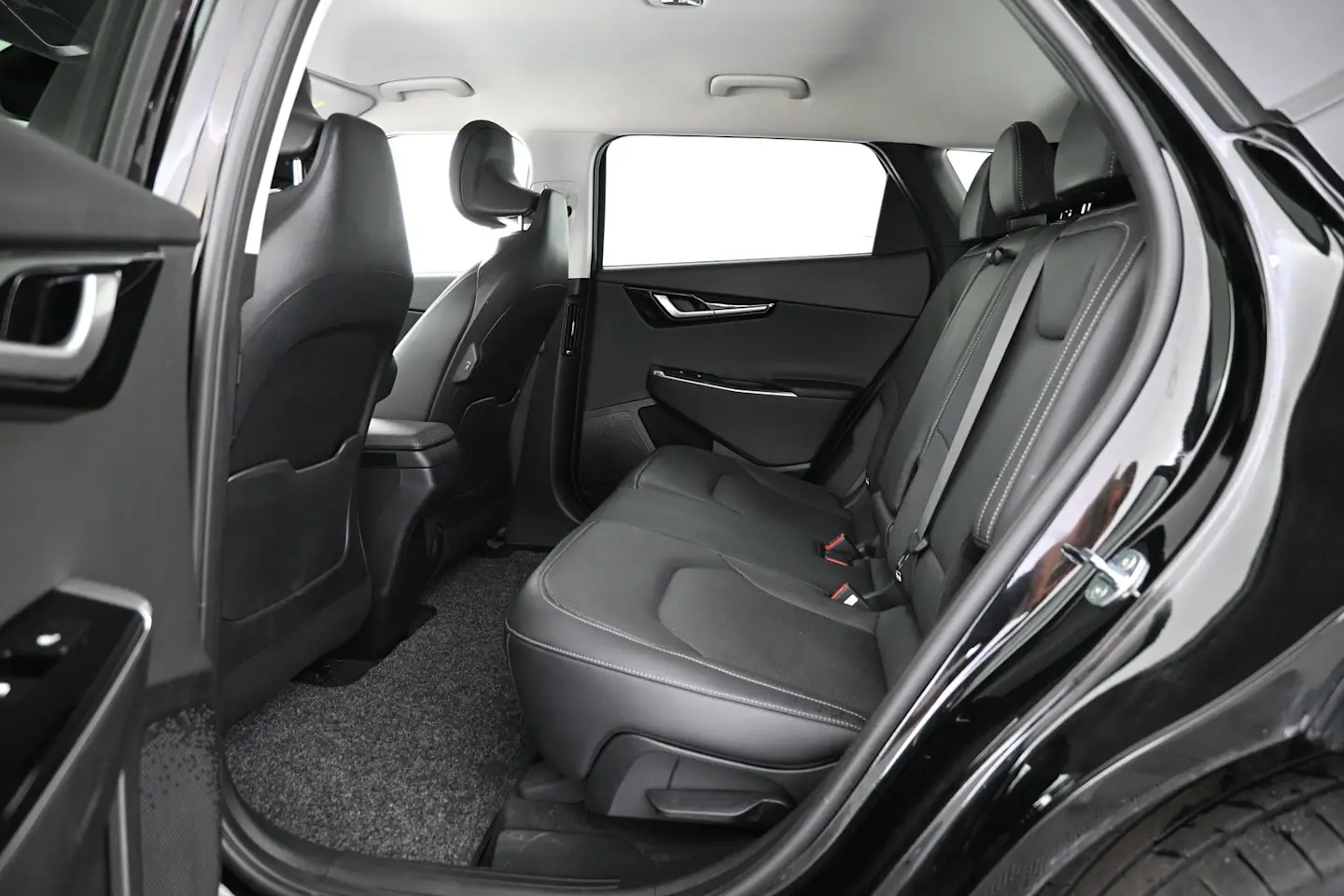Car Image - 44FQNQpgYPIhMll34QDOgN