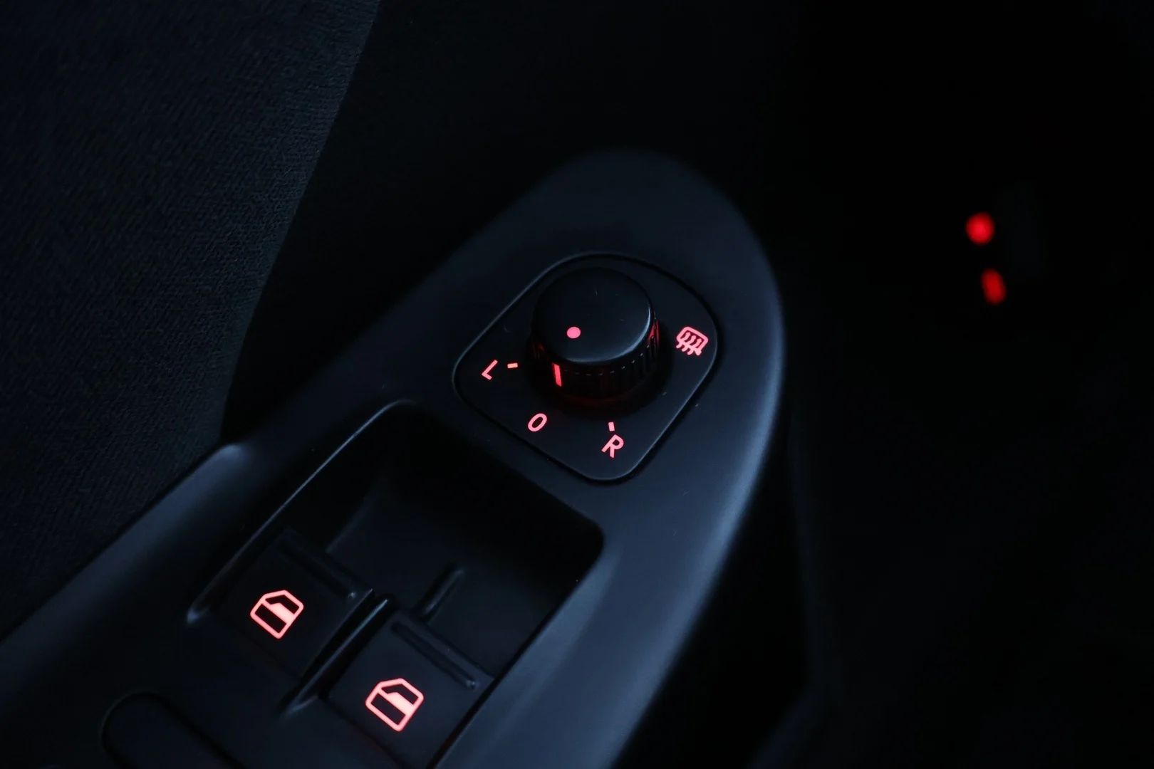 Car Image - mgEis4FRGHcc1MSb4S4tn