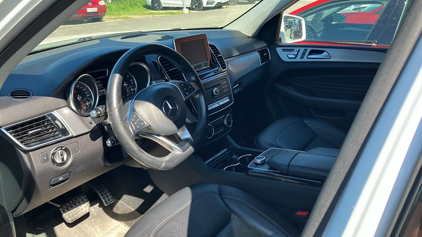 Car Image - 7t2t9mH9moFXthr6UjG964