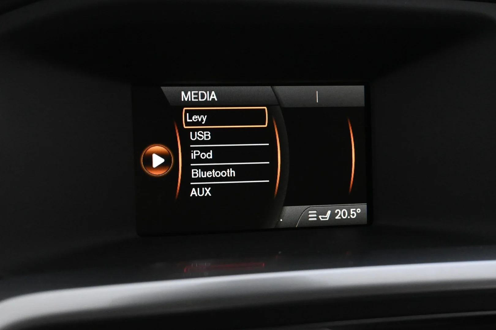 Car Image - 2GJVSQWdj8zyS17h87Y1gX