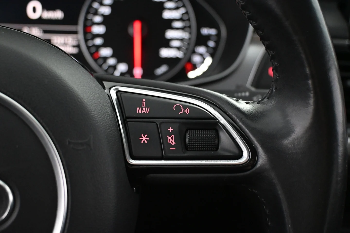 Car Image - 1cnrSrhVEflOorpfUtQqtZ