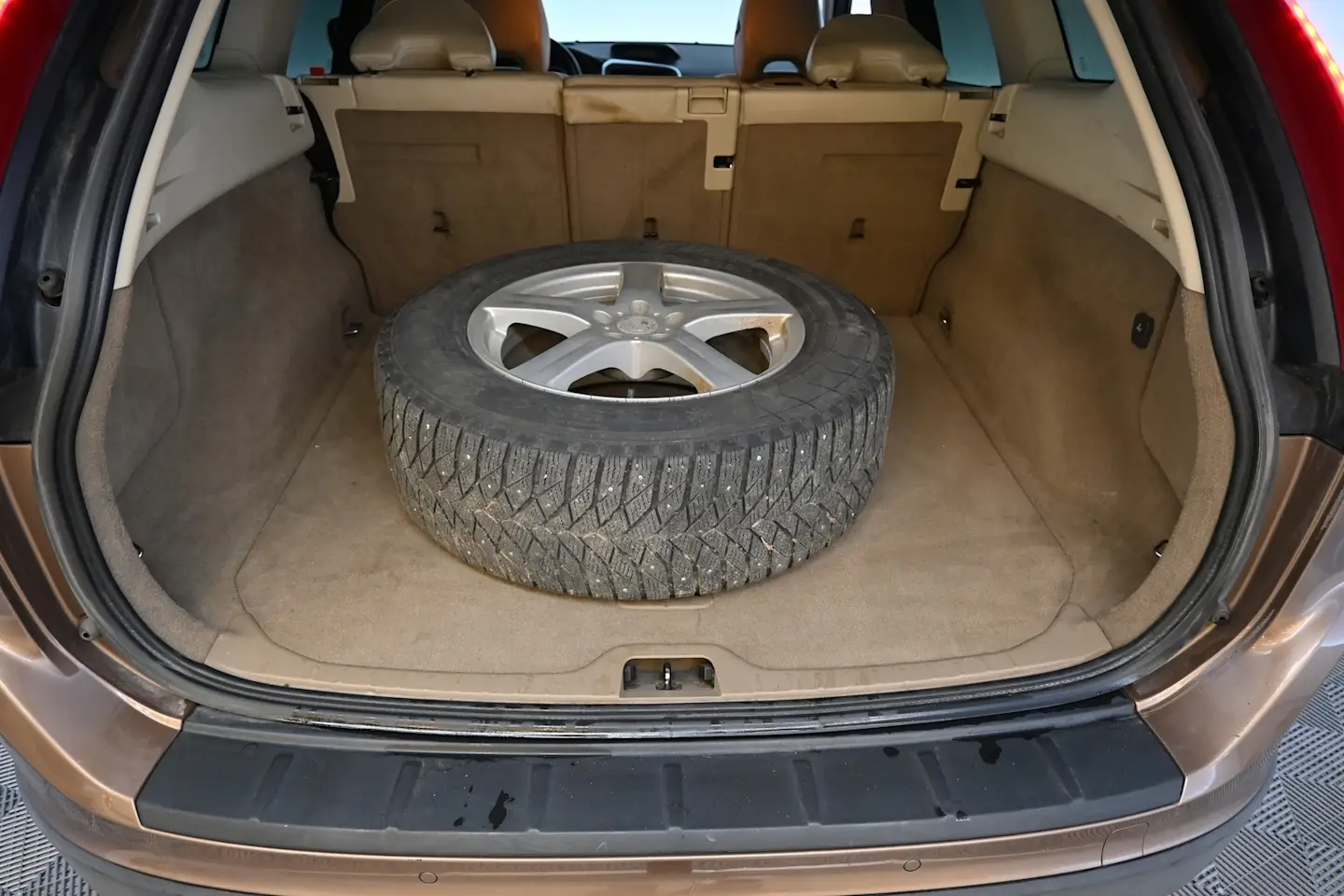 Car Image - 69YSIhG51wOlIhoAyshg5q