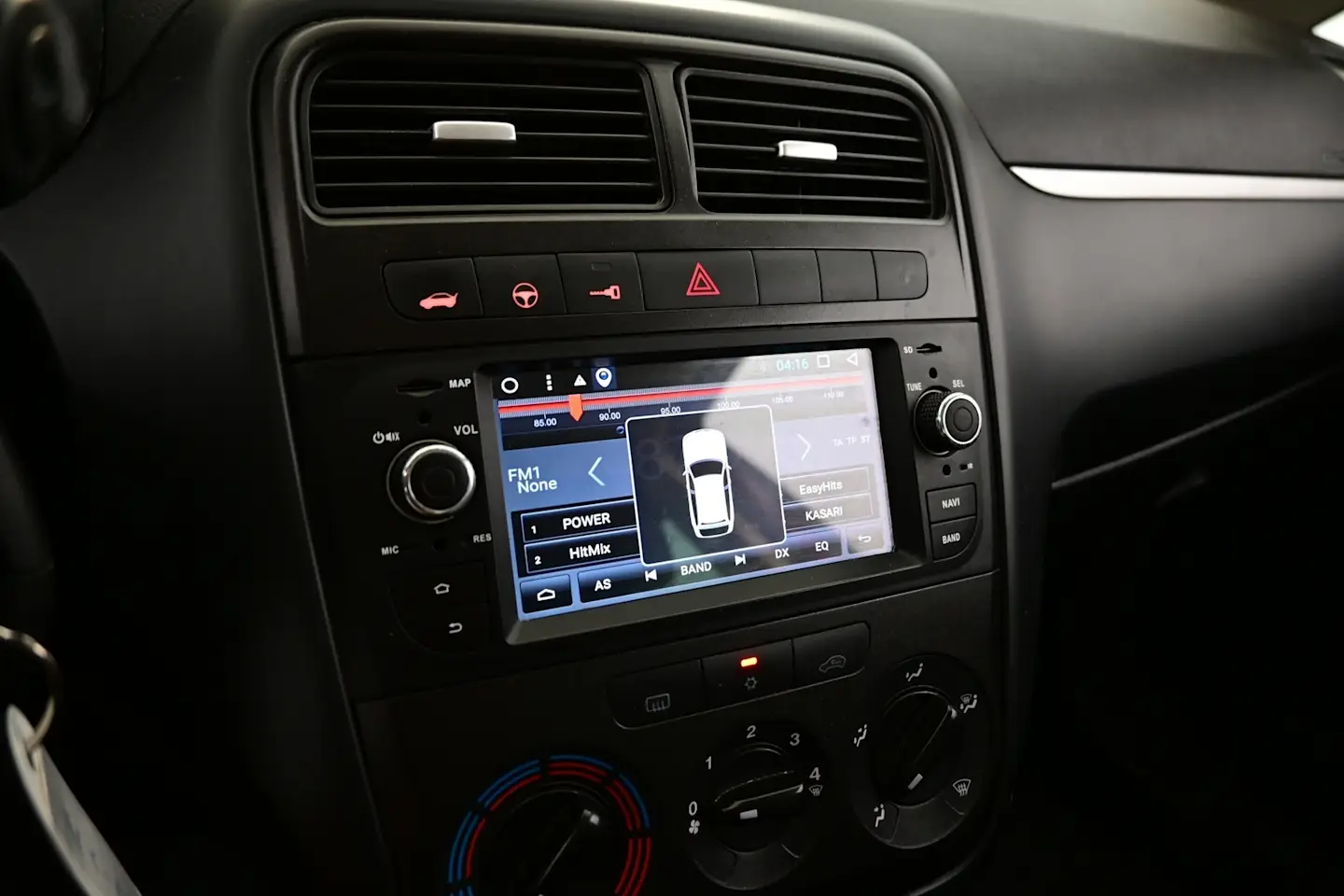Car Image - 2b4iuUKLc3UuJ7hRTkjjoF