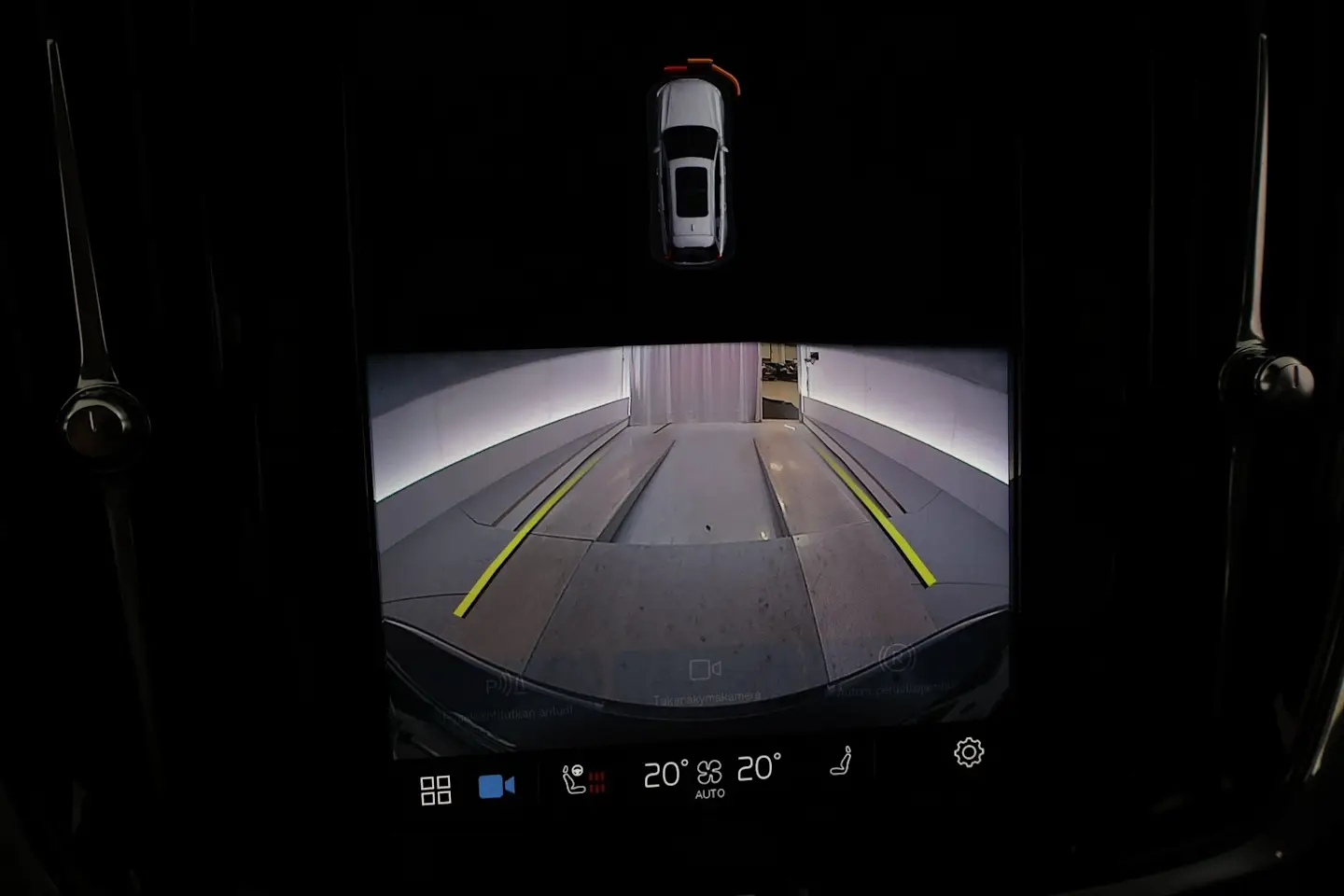 Car Image - 3YH1vpQW71BFXo5zbQGTJ6