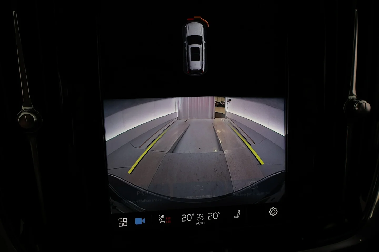 Car Image - 3YH1vpQW71BFXo5zbQGTJ6