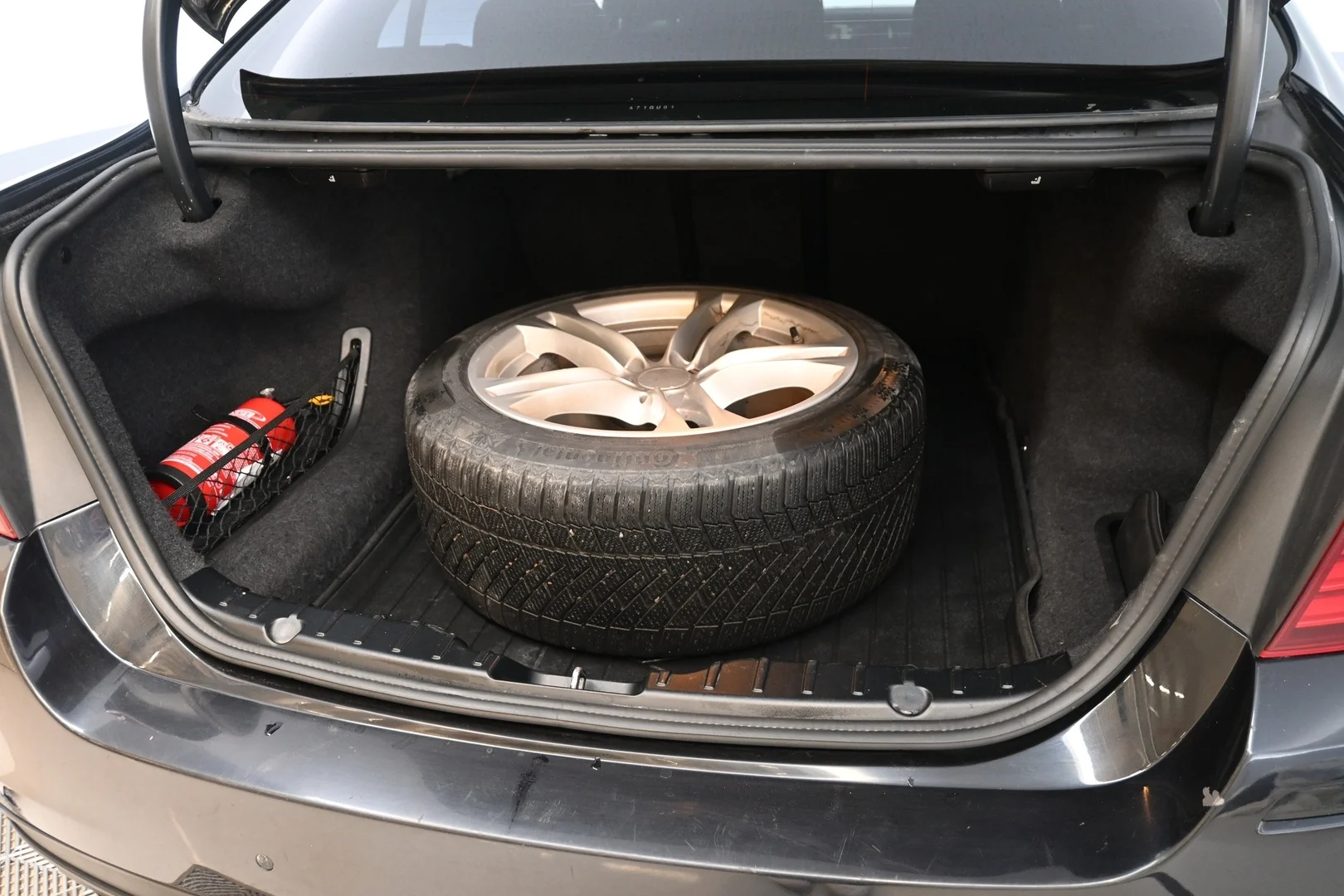 Car Image - 2I1aqlvJ8u0PVynkNLMykL
