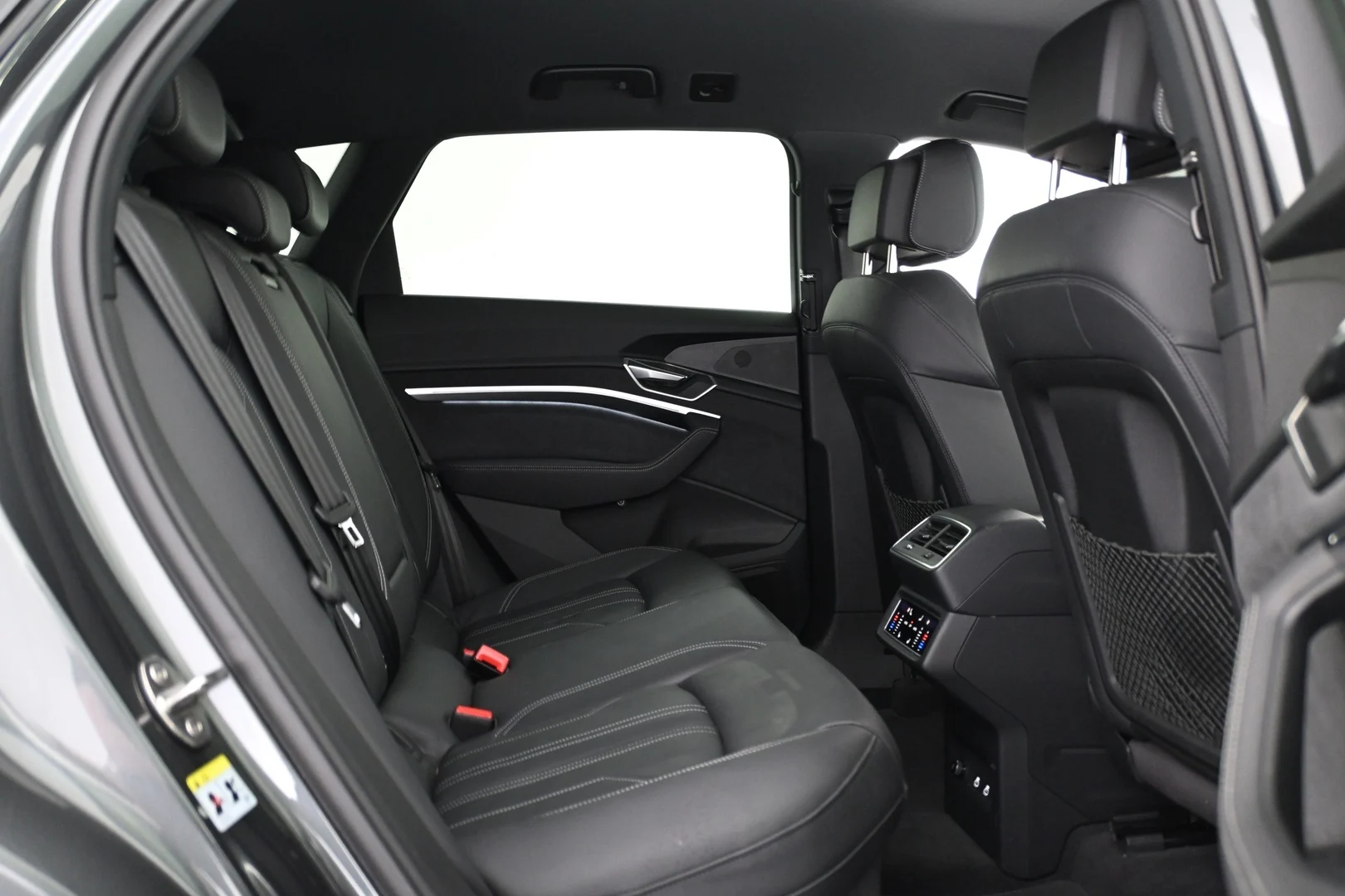 Car Image - 4go2OMkFn7YI0aITpWcVAz