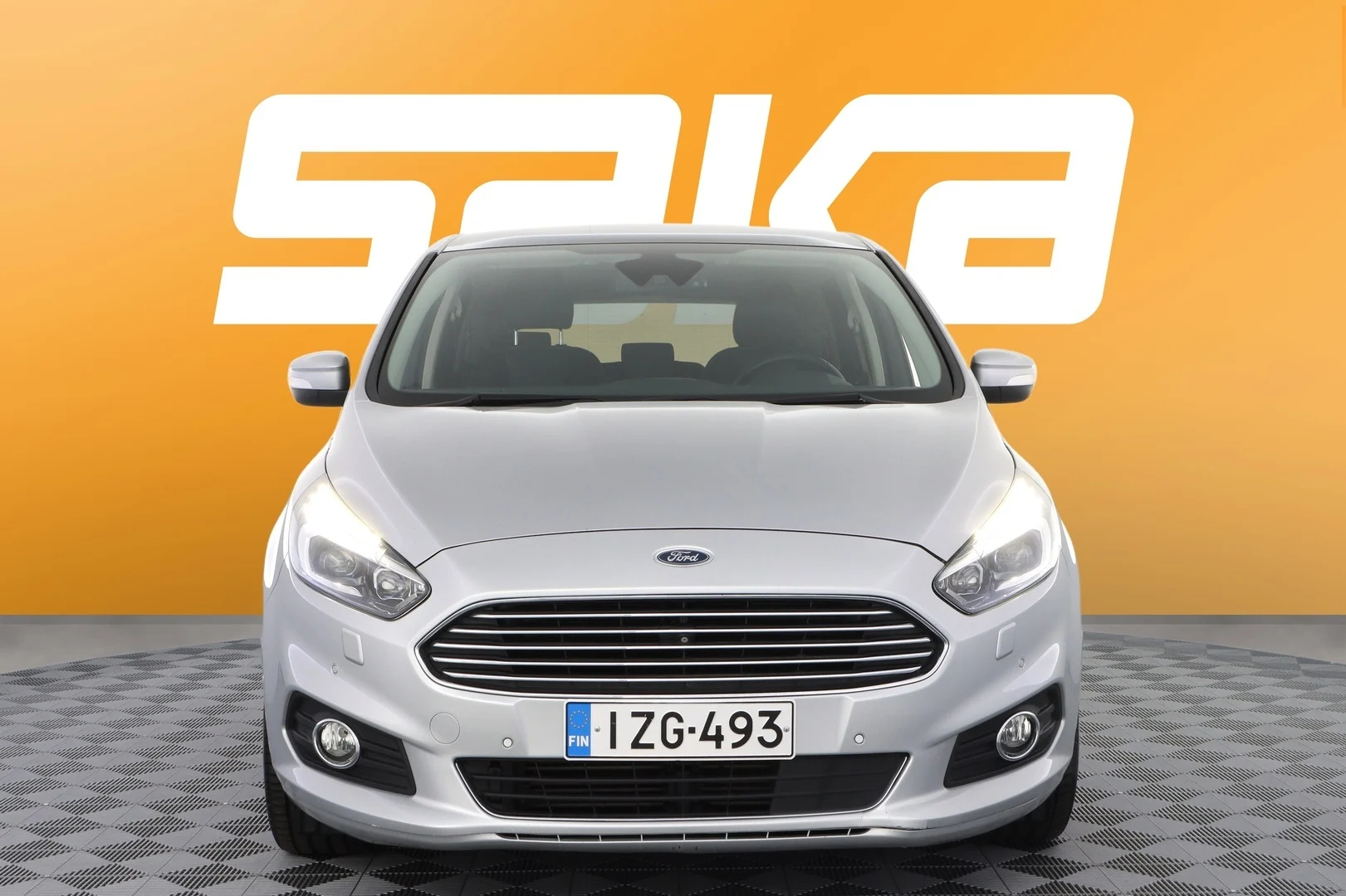 Car Image - 4T2d0GwLx97WpUTrCVmPBa