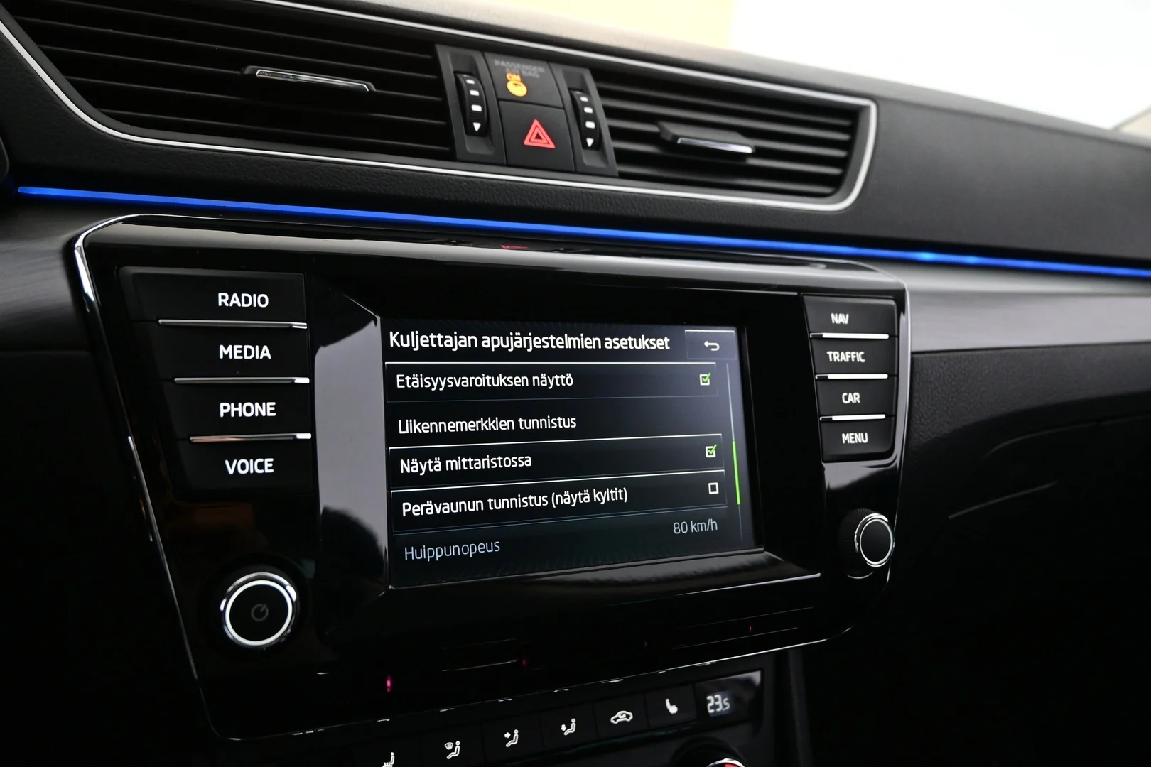 Car Image - 5RikyKC4zZSYWyjH7PPVjT