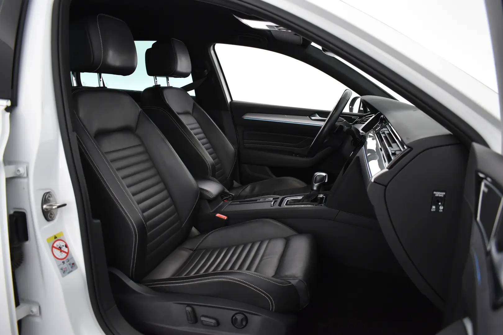 Car Image - 7DHBbwYmtP38o3sdgziBNV