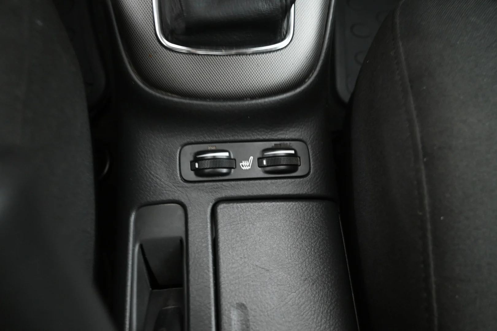 Car Image - 27vZu7Y7tqbDjfG2lt10zB