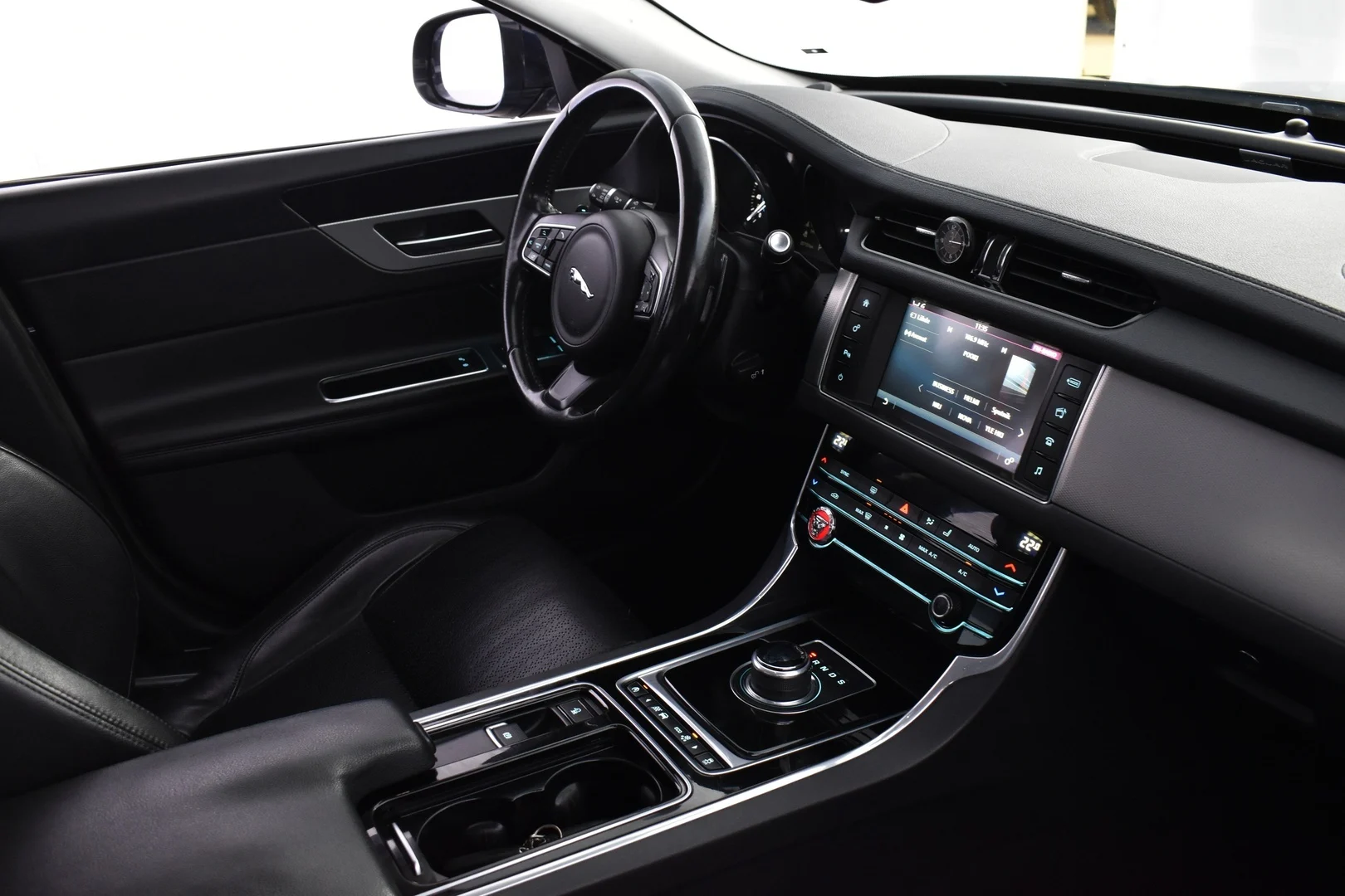 Car Image - 3a6rbsx4h9txQ0TbEV3xTG