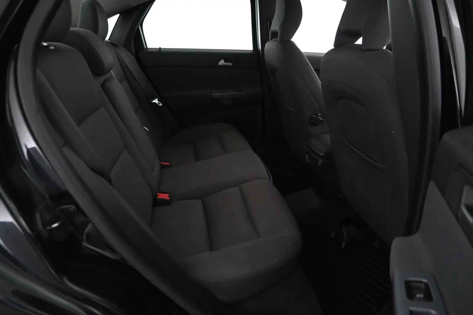 Car Image - 7JHTkivBRJwrSDJiLZSTep