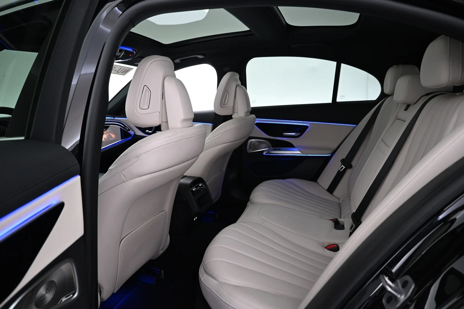 Car Image - 6xzcUFSou4sEgUmEXhhEA1