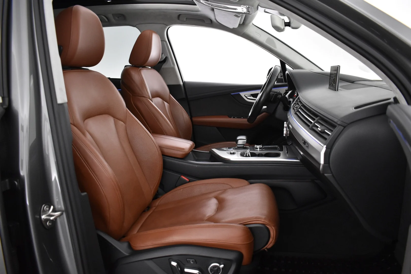 Car Image - 3eriG6w0vRKFIS0kC3oaAQ