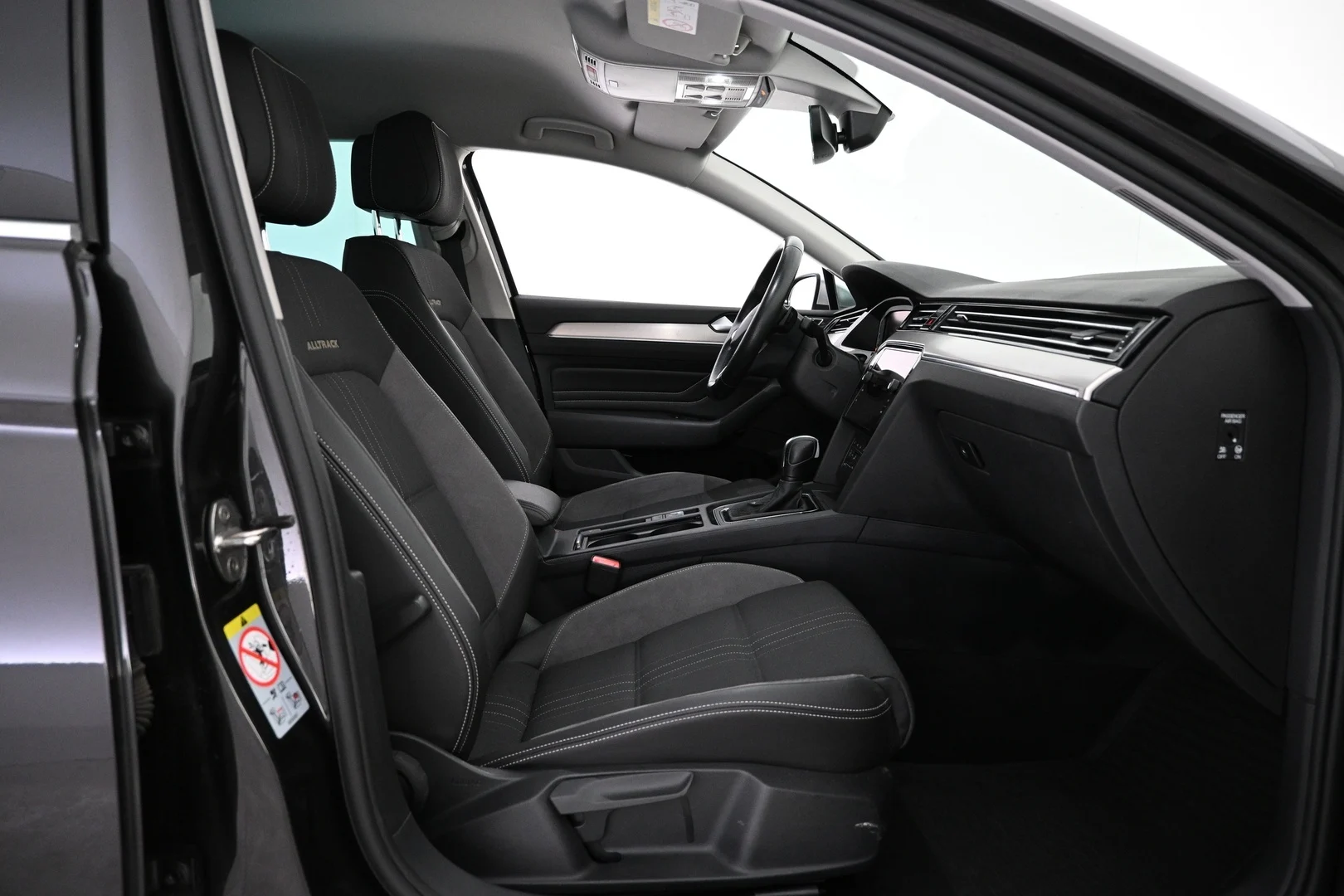 Car Image - 7oJlLegCnxBalErbAMbCQ0