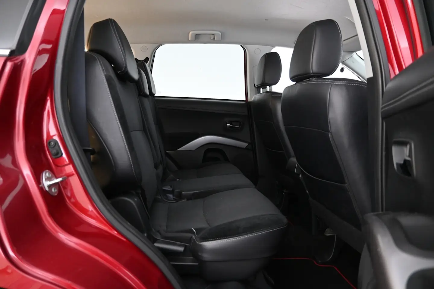 Car Image - P3Y7ILQsZACp4quOQpO1w