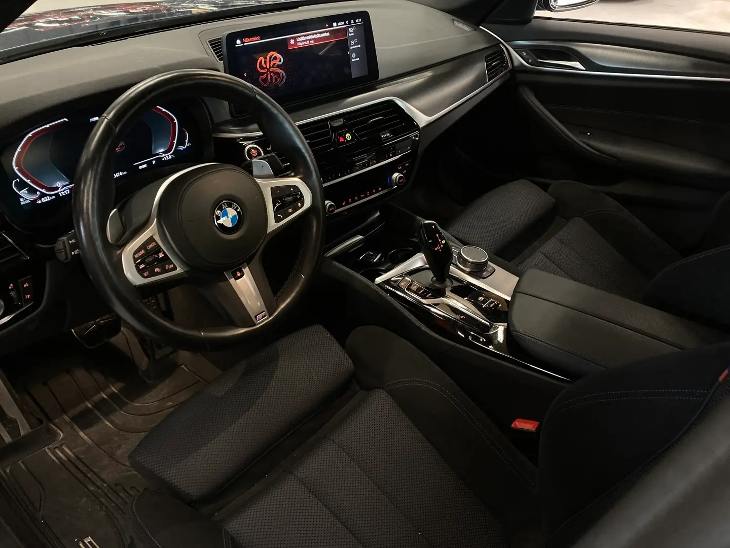 Car Image - 45TfThwdnLzNTtAFOyDCu