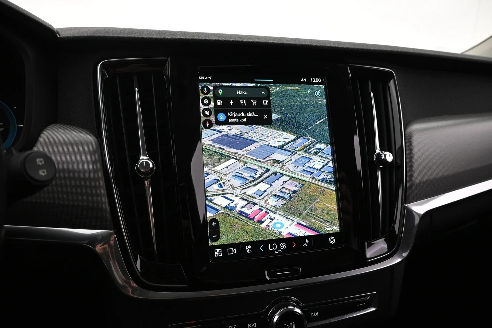 Car Image - 4naBzH1MrCn2zERTGVyjVO