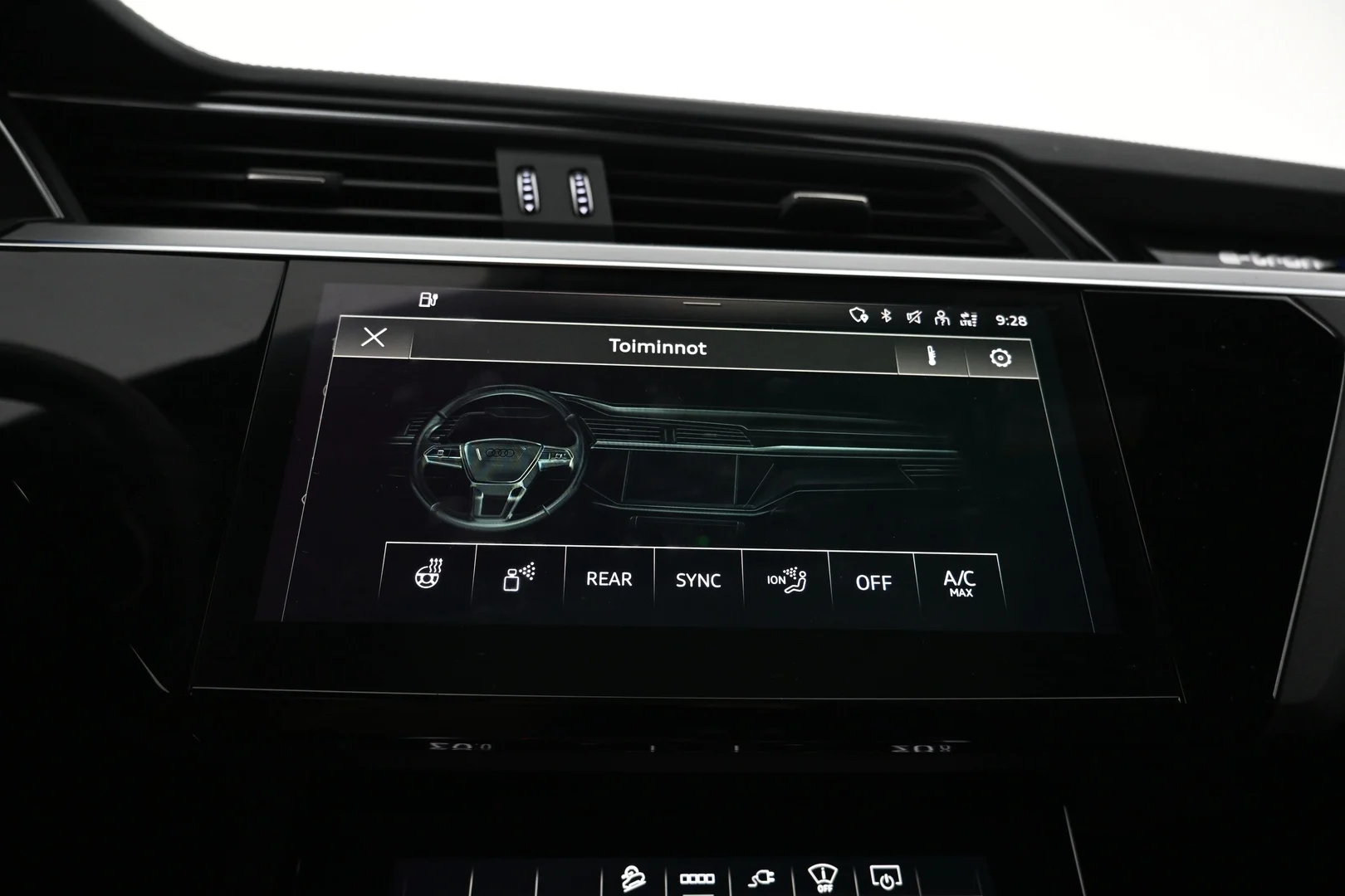 Car Image - 60AzQy0xzNASpTqDj2DUNT