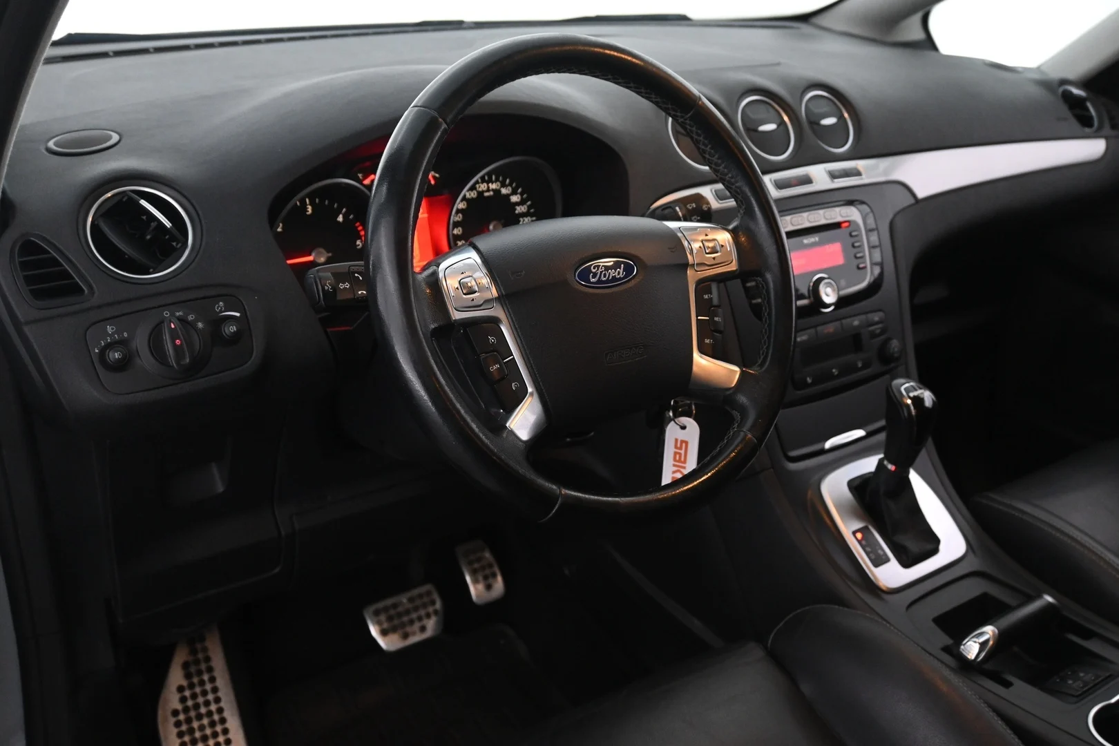 Car Image - 2cNQ7mdBQmKum51xKXoVMH