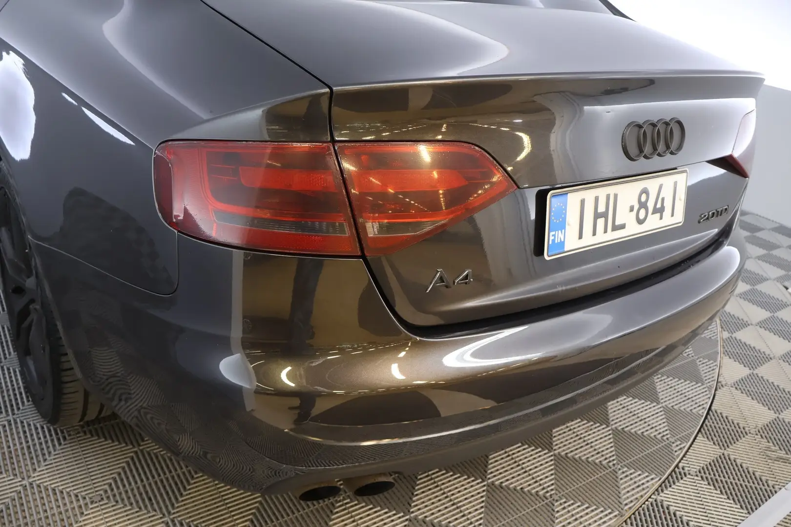 Car Image - 5pWUf4SMECZ8mluCS7VUTQ